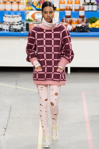 Look 13